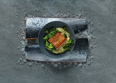 Pan-Fried Norwegian Salmon with Mashed Potatoes